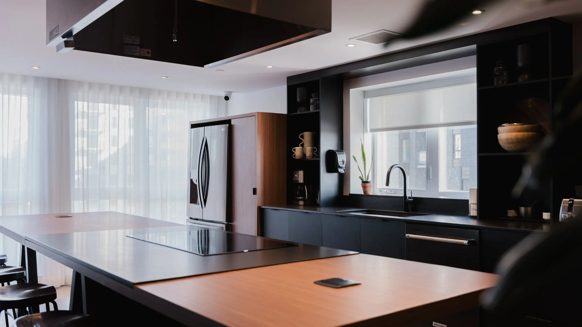 Mostra Newman condos locatifs Lasalle Montreal cuisine 2